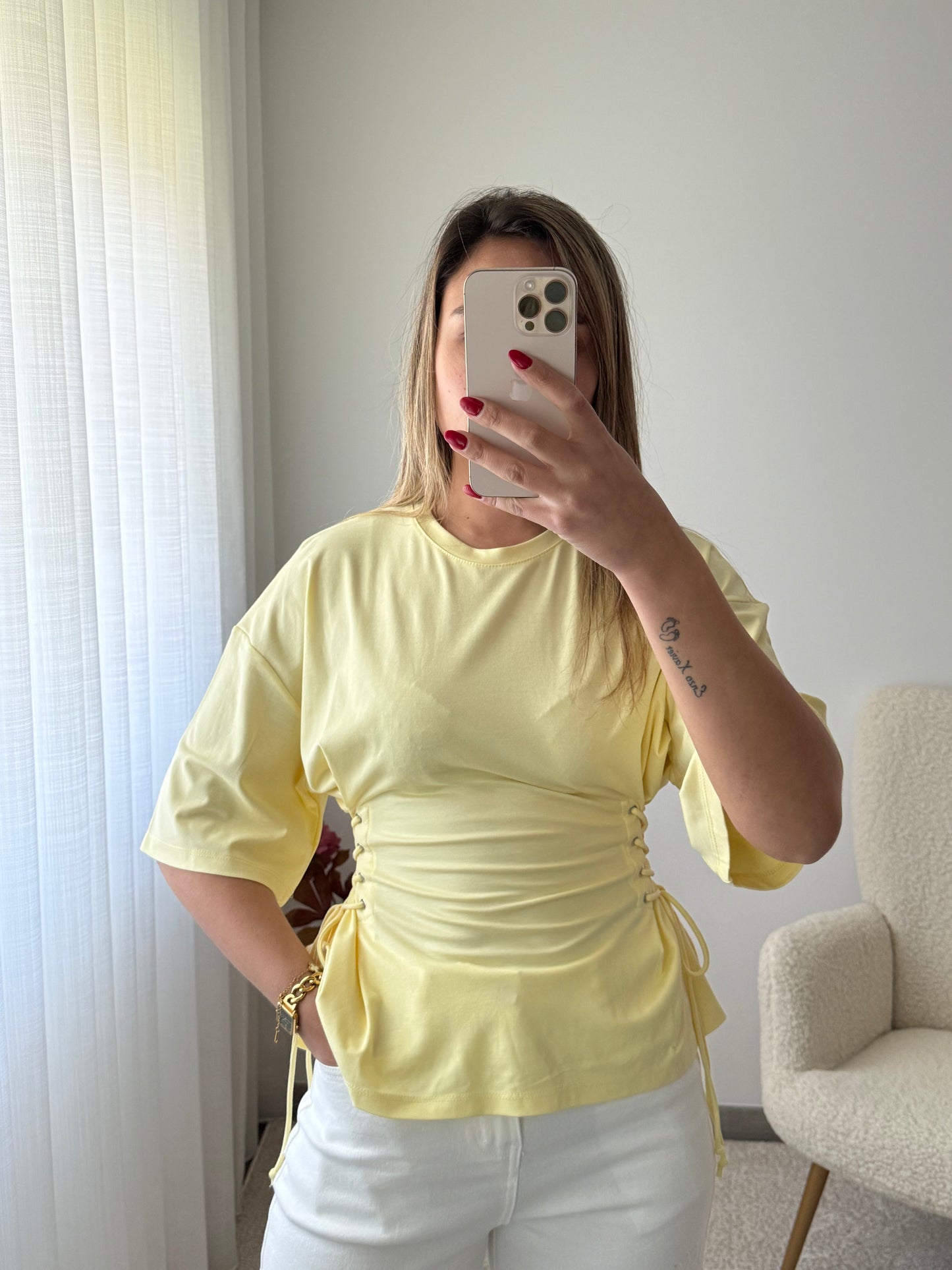 T-shirt cordões