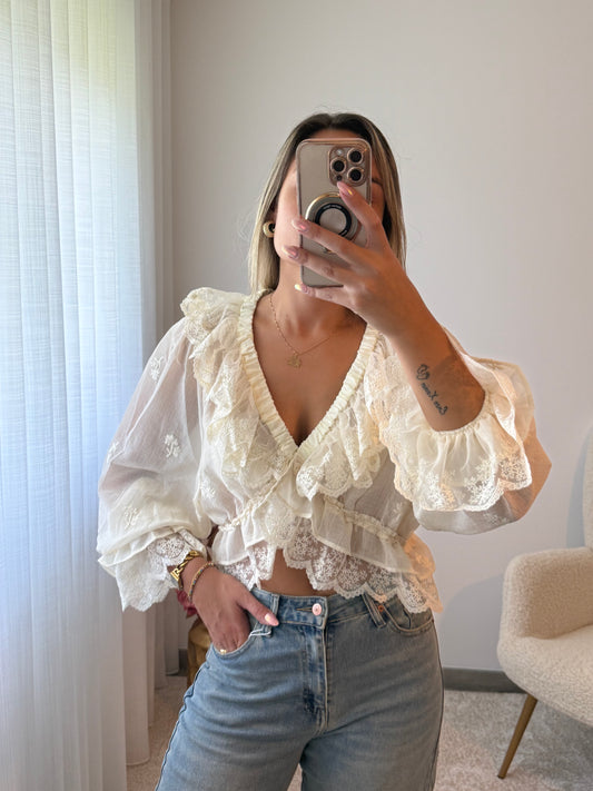Blusa em bico