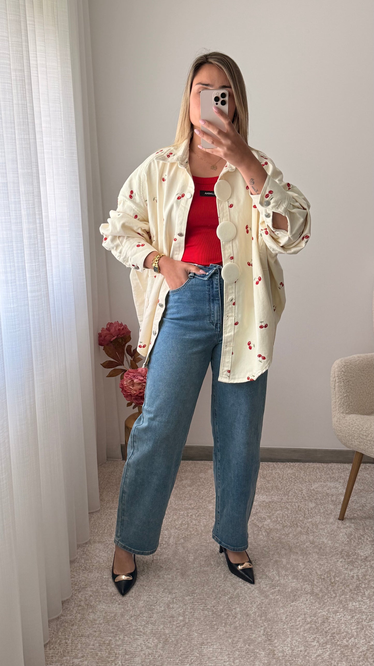 Camisa Oversize cerejas