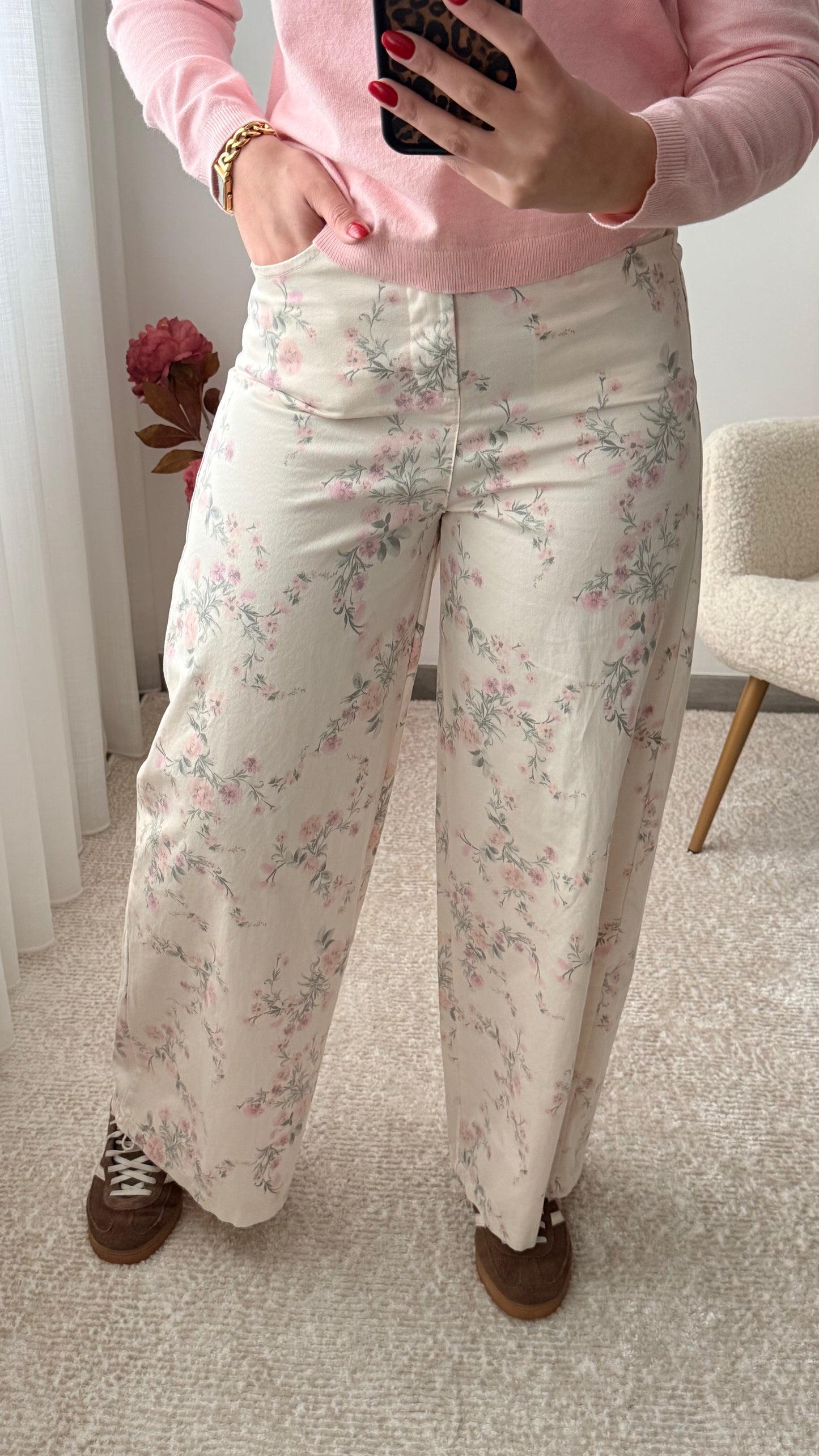 Calças floridas