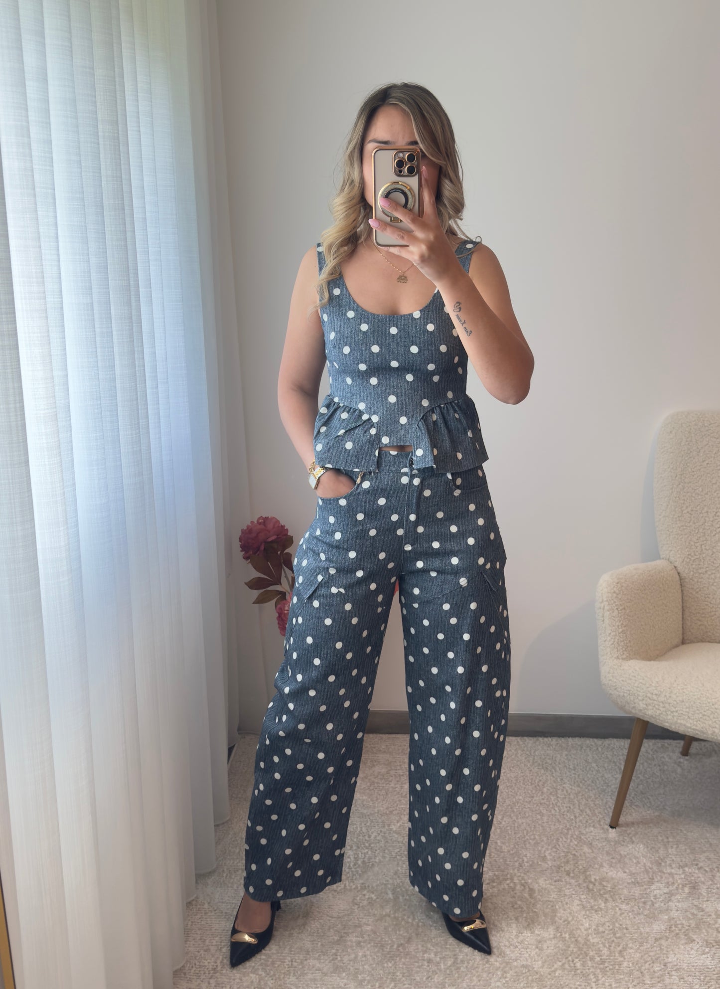 Set polka dots