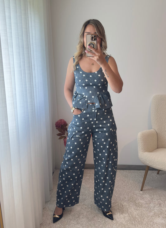 Set polka dots