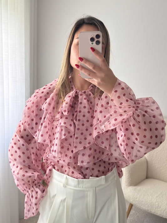 Blusa bolinhas