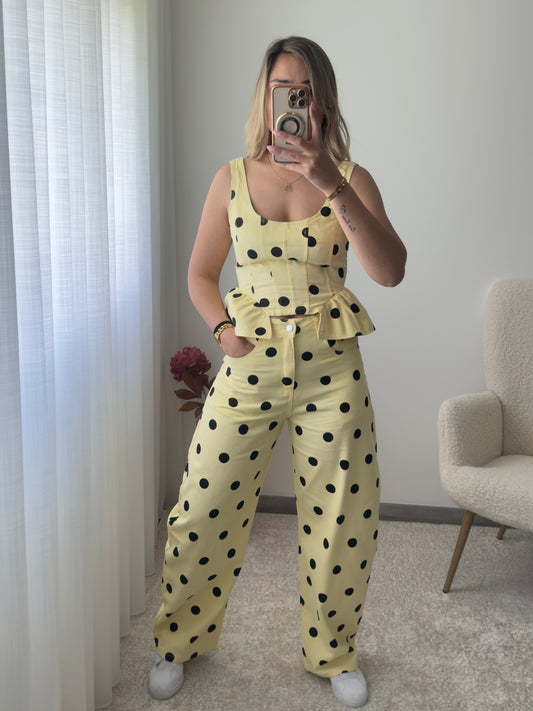 Conjunto polka dots