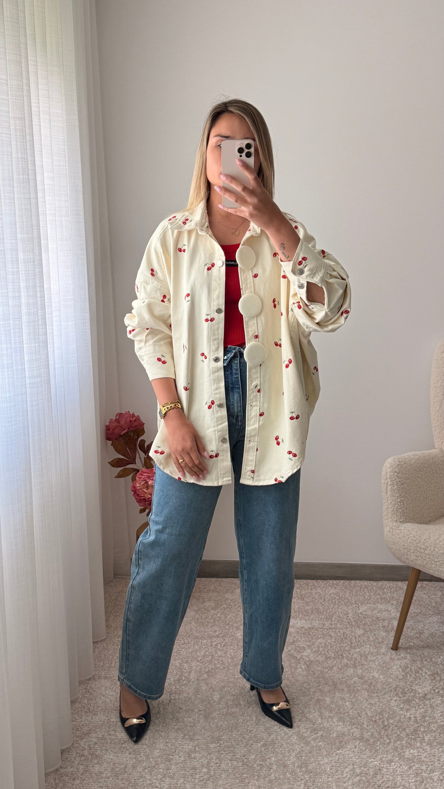 Camisa Oversize cerejas