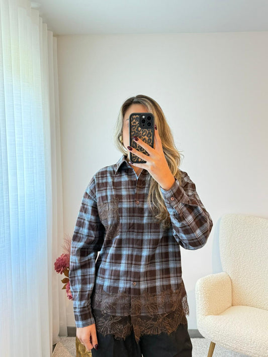 Camisa quadrados rendada